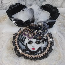 Black Feerie pendant necklace with a beautiful silk and pearl hat.